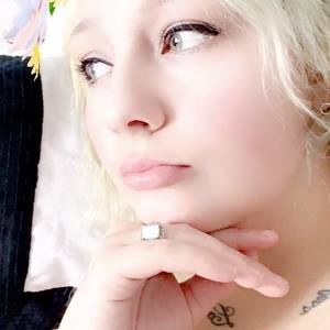 Meet your Posher, Karisa